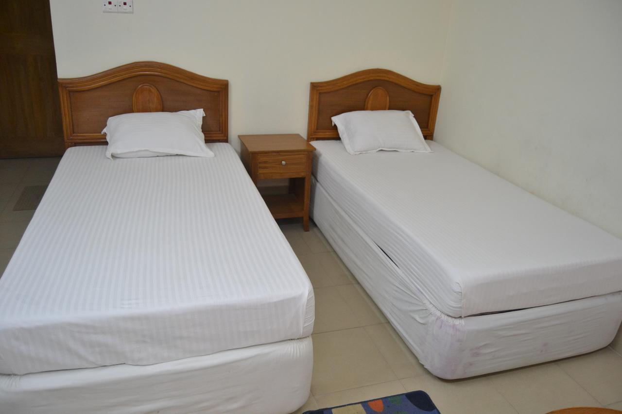 Hotel Marine Plaza Cox's Bazar Esterno foto