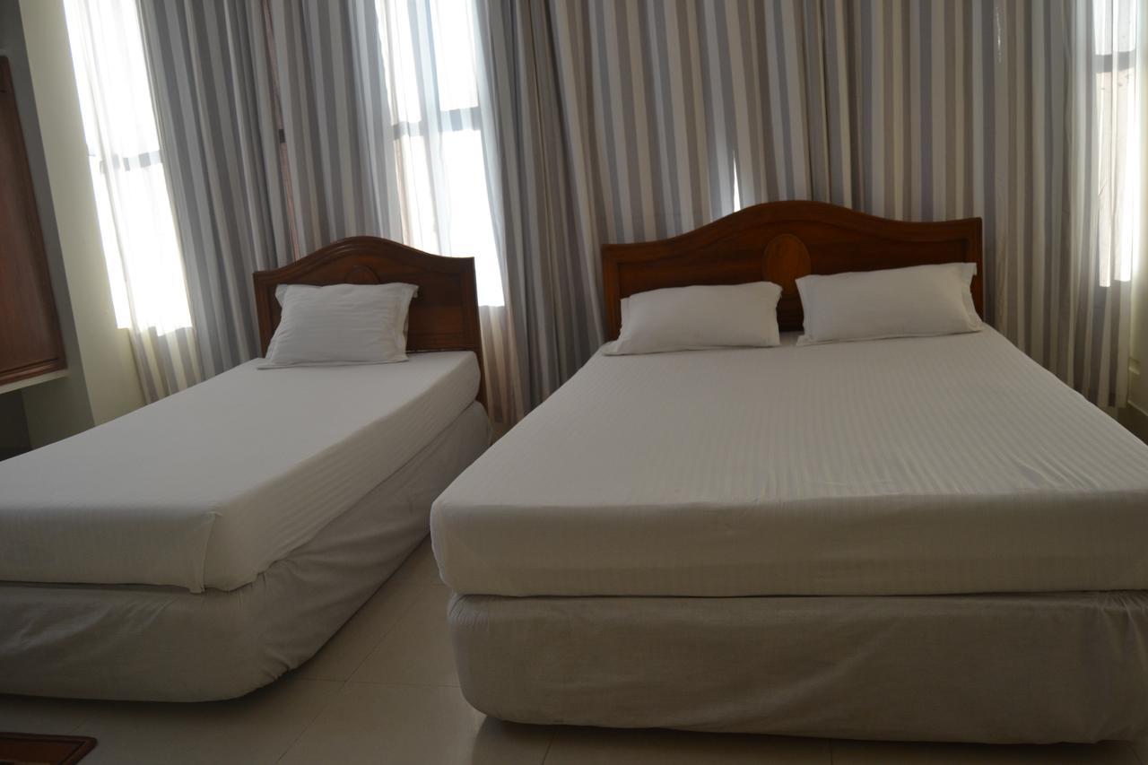 Hotel Marine Plaza Cox's Bazar Esterno foto